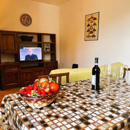 Apartament Provenzano Siena